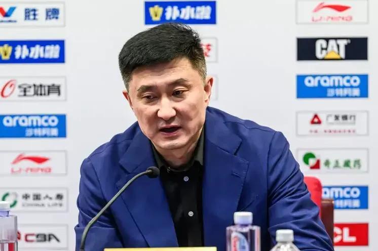 银河娱乐城官方入口-胡明轩徐杰低迷原因出炉！杜锋亲承身体状态不好，要尽快调整了！
